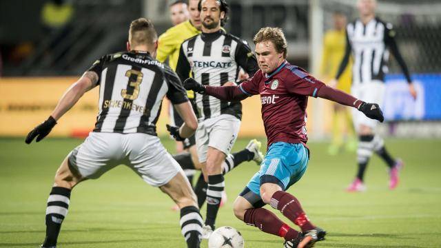 为许多年轻 为许多年轻