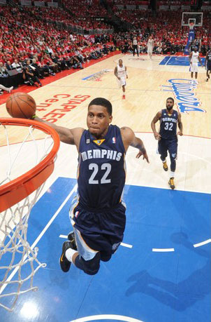 新赛季的球 新赛季的球